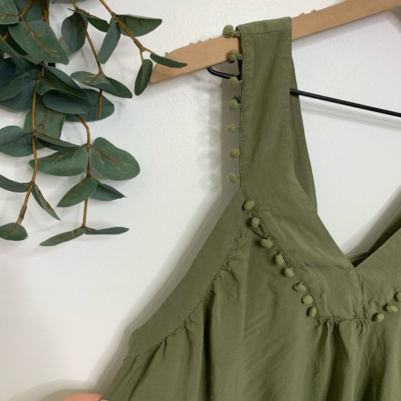 Loft green pom pom tank top - Picture 3 of 7